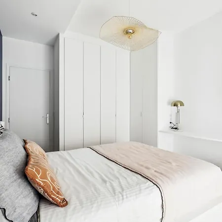 Luxury Near Monceau & Wagram * Париж